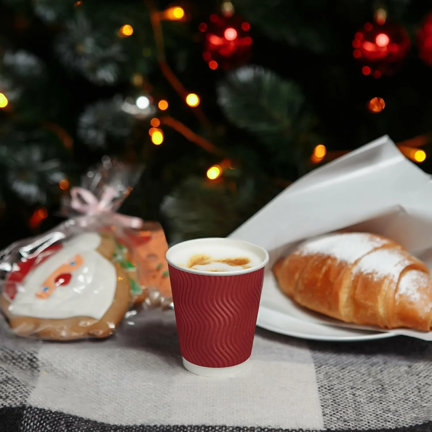 120 Pack Paper Coffee Cups, 8 oz Disposable Coffee Cups, Red Hot Beverage Cups with Insulated Ripple Wall, Paper Ripple Cups for Christmas, Party and Daily life