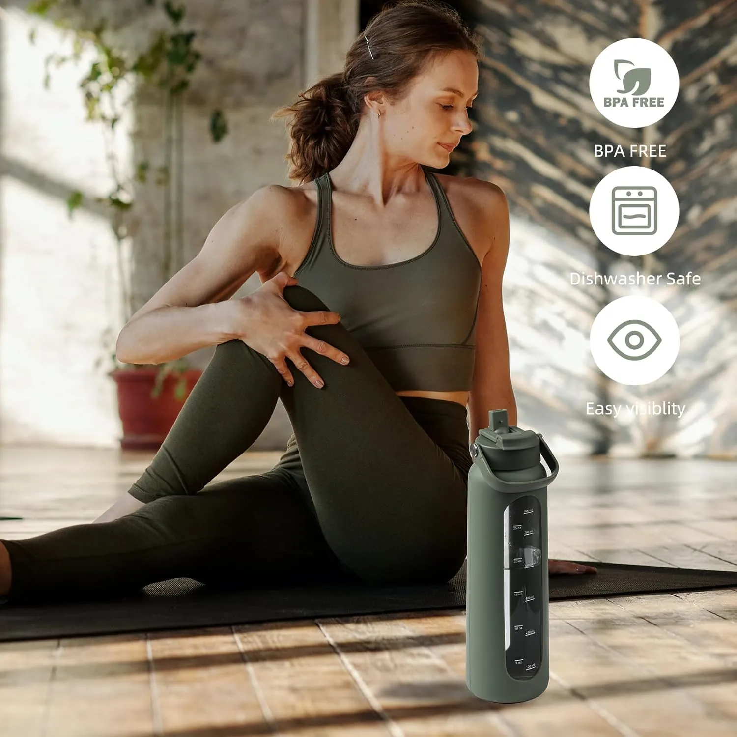 32 oz Glass Water Bottle with 2 Lids-Handle Straw Lid & Bamboo Lid,1 Liter Motivataional Tumbler Water Bottle Time Marker, Borosilicate Glass Water Bottles With Silicone Sleeve, Leakproof