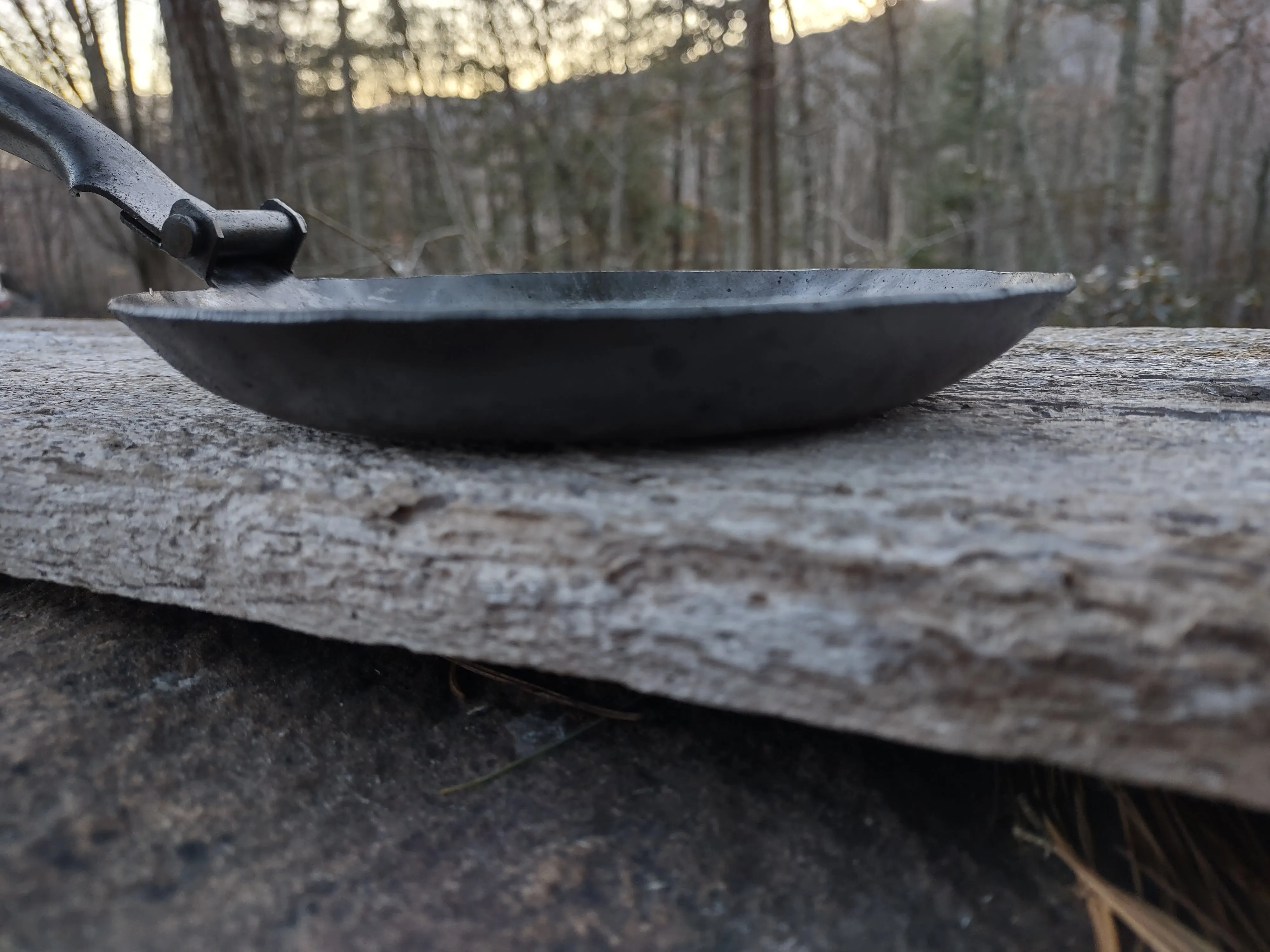 6.5 Diameter Deep Folding Handle Skillet