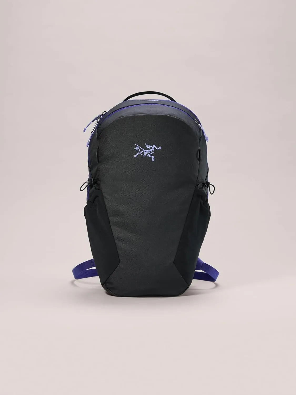 Arc'teryx Mantis 16 Backpack | Sleek Compact 16L Daypack | Black/Soulsonic, One Size