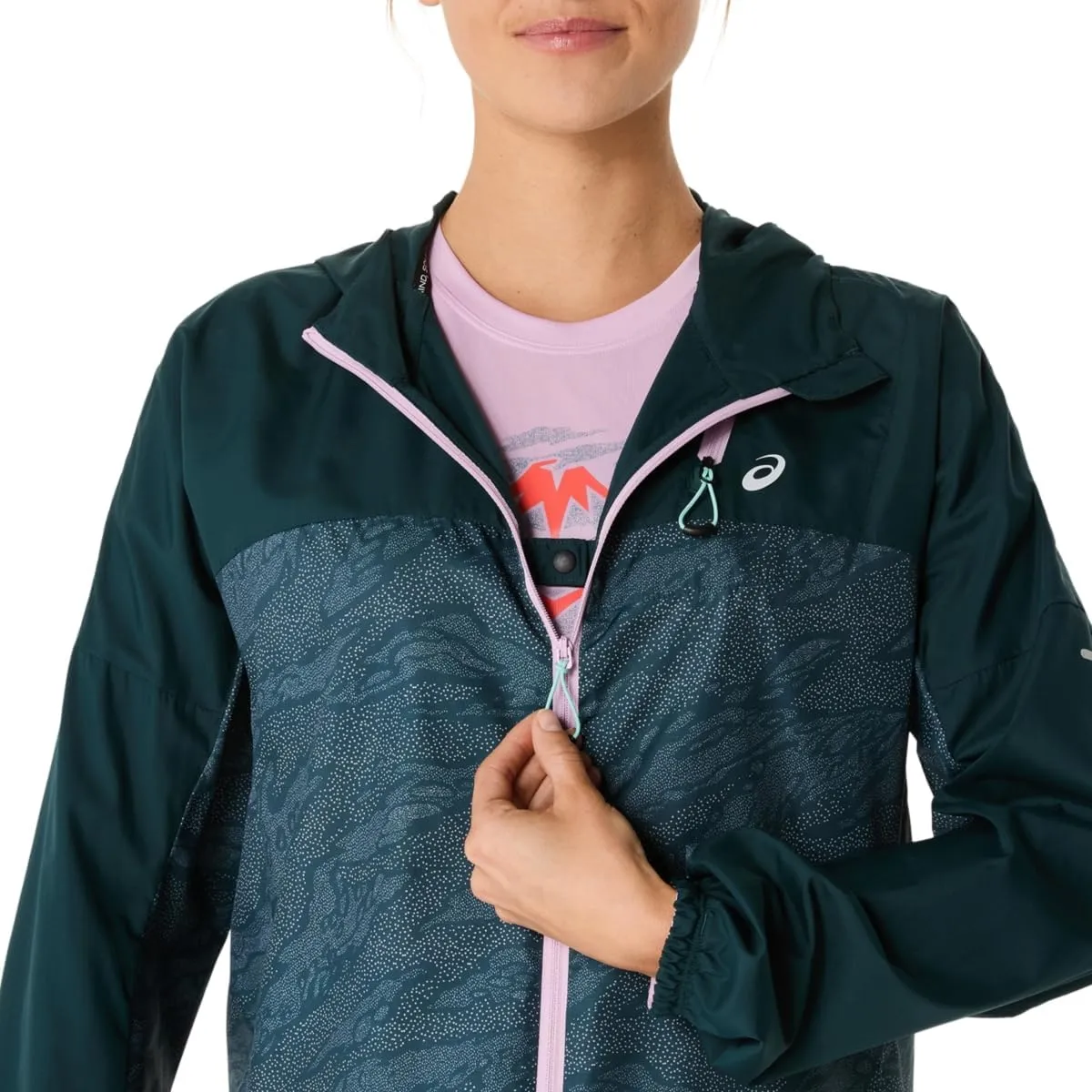 ASICS Women's FUJITRAIL PACKABLE WINDBREAKER RUNNING Apparel