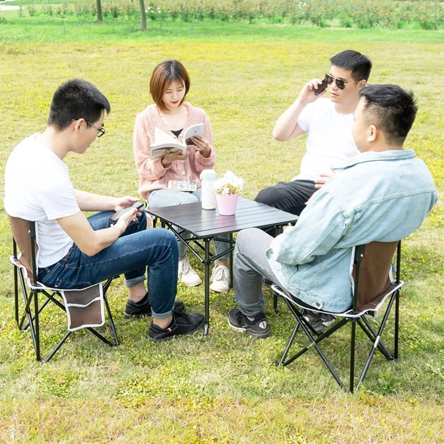 Camping Table Chairs Camouflage Outdoor Folding Table with 4 Chairs, Portable Ultra-Light Aluminum Picnic Table, Handbag is Convenient to Carry and Store (Size : Medium)