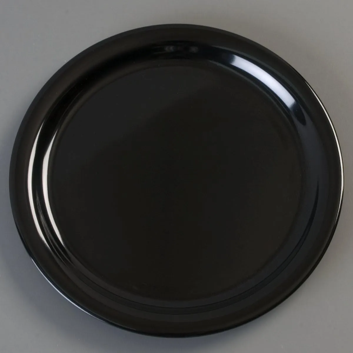Carlisle FoodService Products Kingline Reusable Plastic Plate Dinner Plate for Home and Restaurant, Melamine, 9 Inches, Black, (Pack of 48)