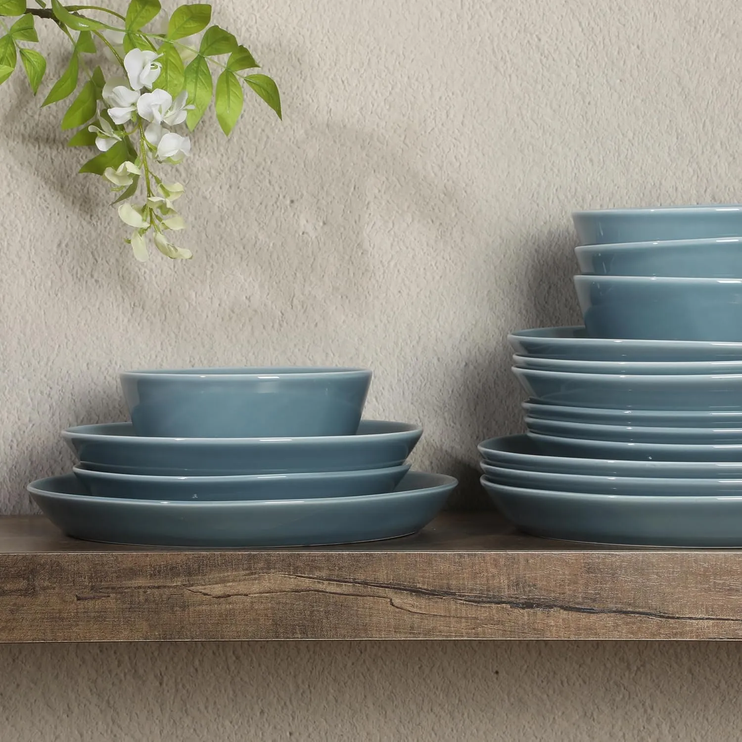 Gibson Home Summer Shades 16 Piece Plates and Bowls Dishes Service for 4 Porcelain Dinnerware Set - Blue
