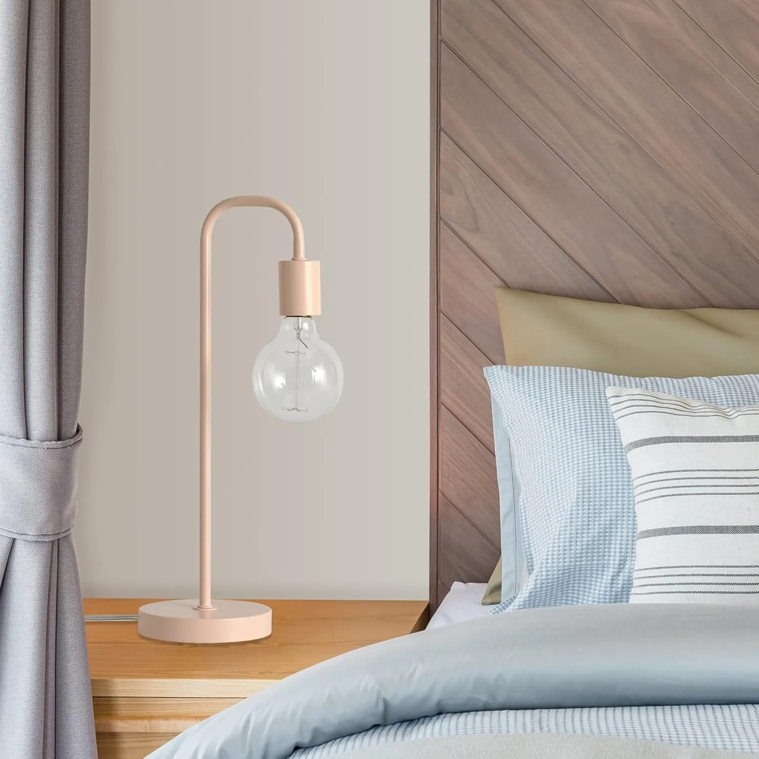 Globe Electric 65516 Holden 18" Table Lamp, Matte Pale Pink