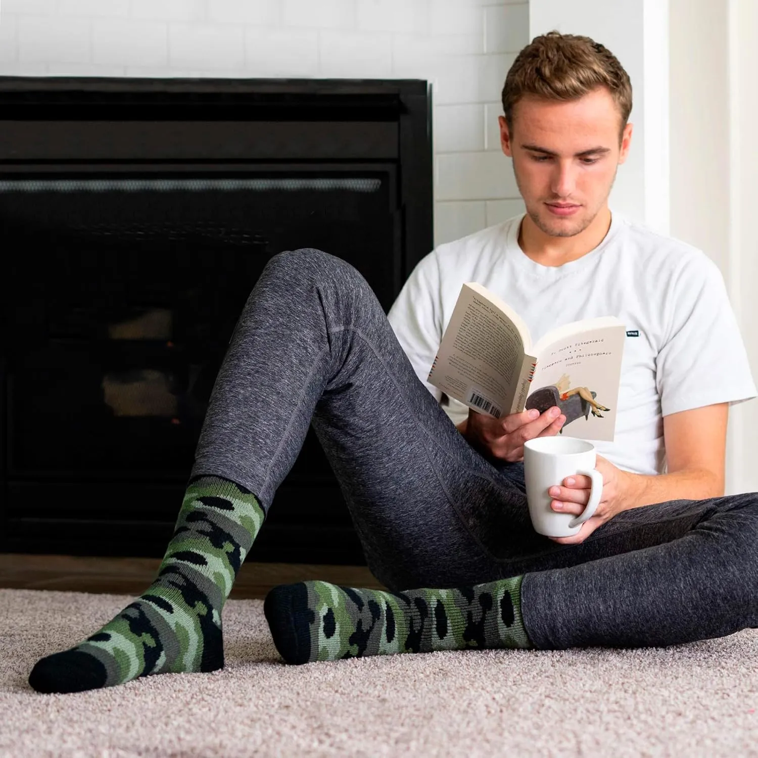 HOT FEET Thermal Socks for Men - Extreme Cold Weather, 2 Pack Thick Warm Socks, Winter Insulated, Size 6-12.5