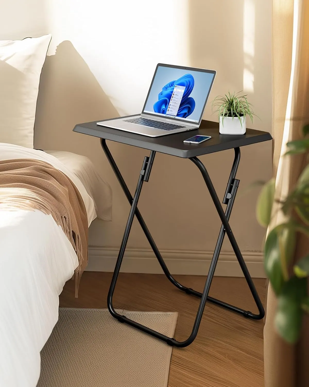 HUANUO Folding TV Tray Table -Stable Tray Table with No Assembly Required, TV Dinner Tray for Eating, Foldable Snack Tables for Bed & Sofa (Black)