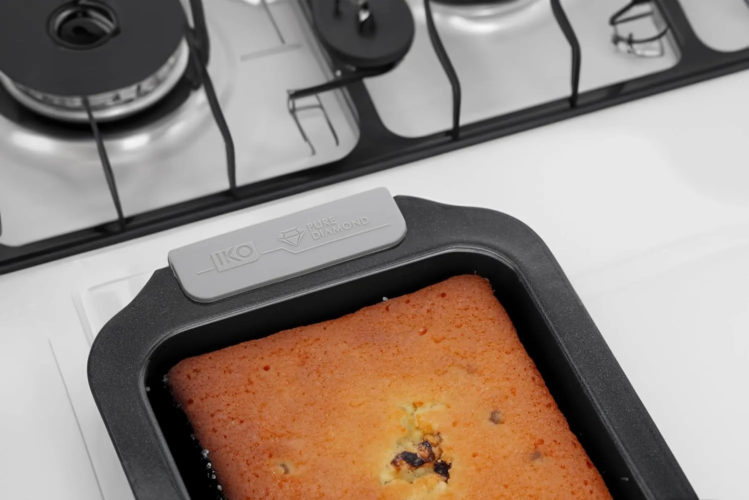 IKO Pure Diamond Ceramic Non Stick Bakeware (Black, 9"x5" Loaf Pan)