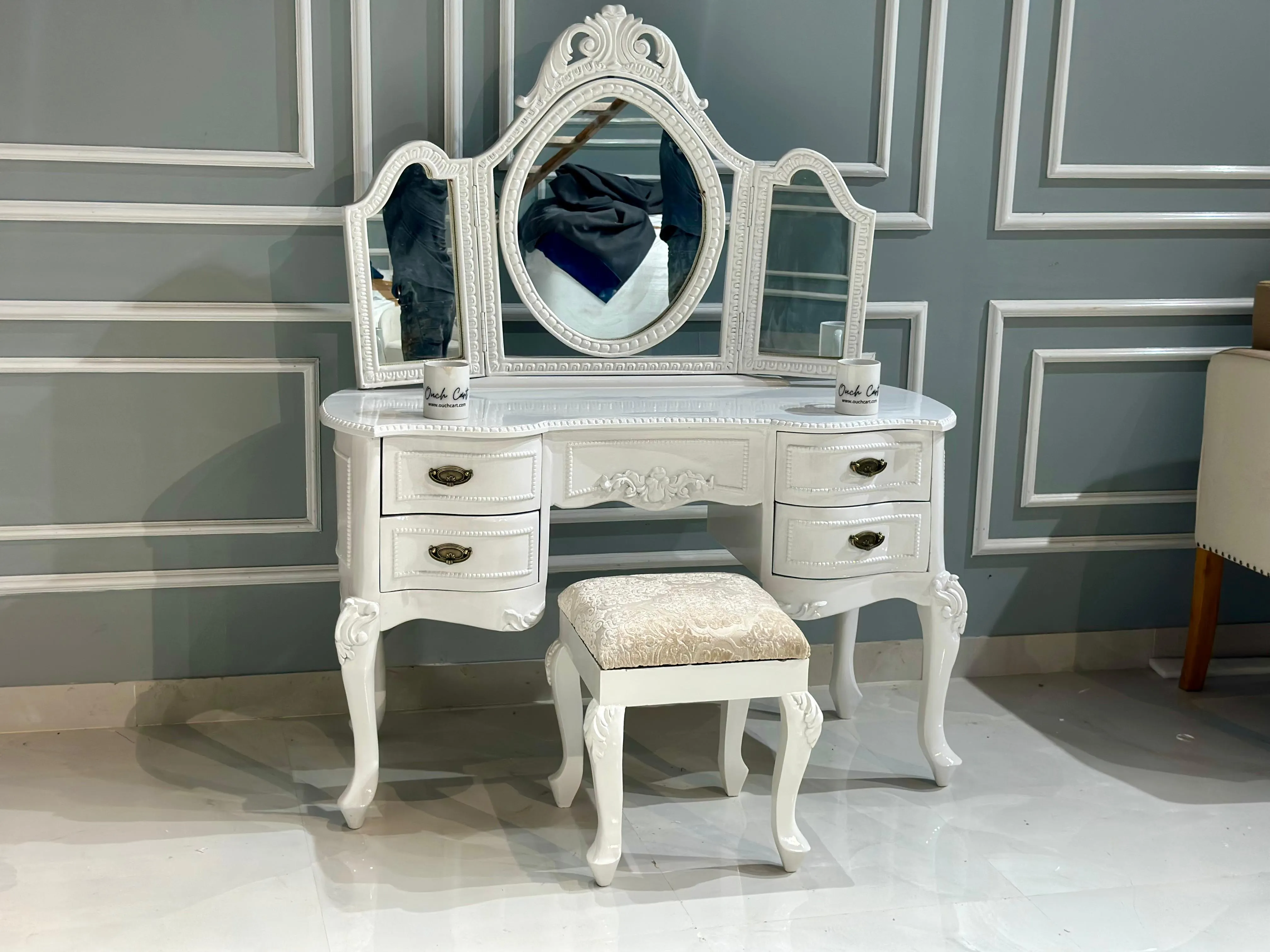 Ktaxon Vanity Make Up Table White Dressing Table Set with Stool 5 Drawer and 3 Foldable Mirror with Led Lights