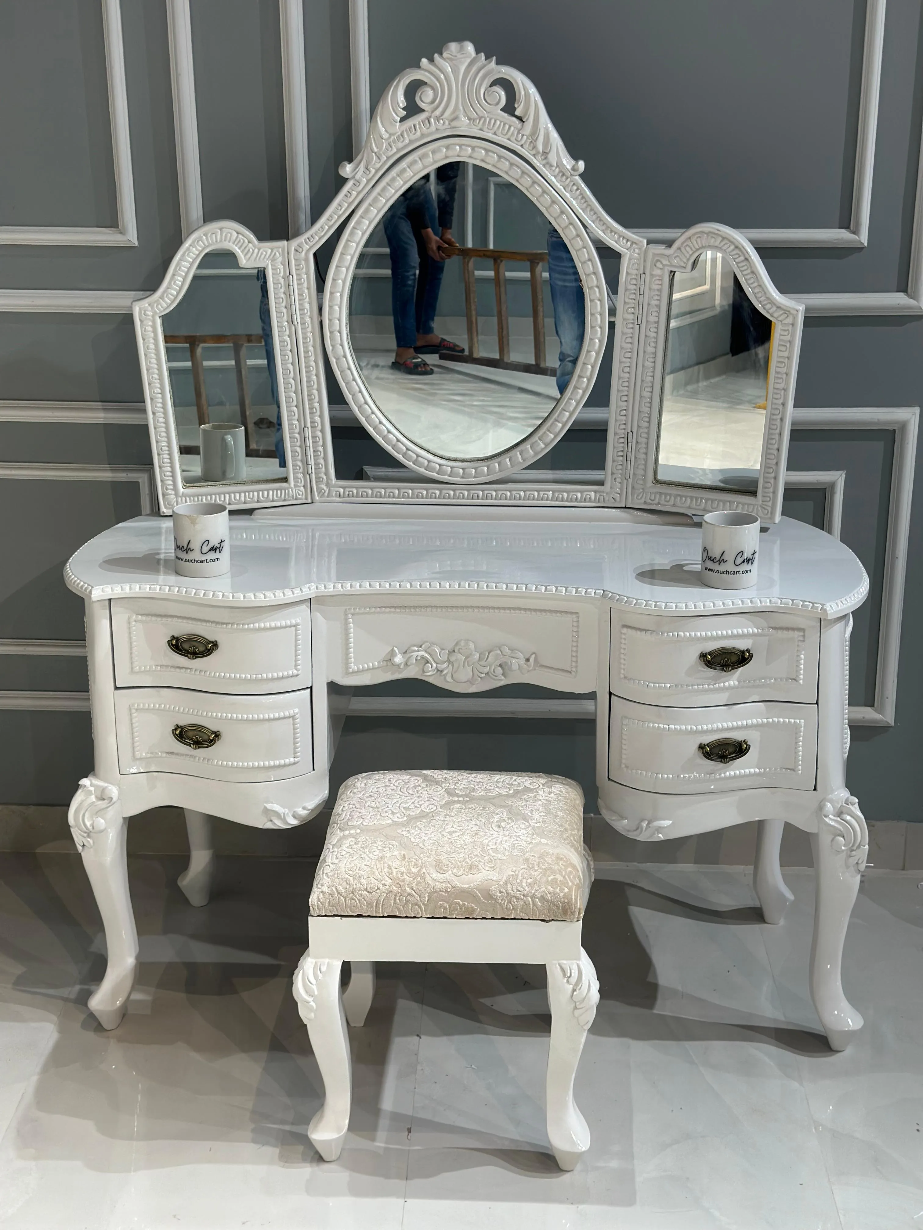 Ktaxon Vanity Make Up Table White Dressing Table Set with Stool 5 Drawer and 3 Foldable Mirror with Led Lights