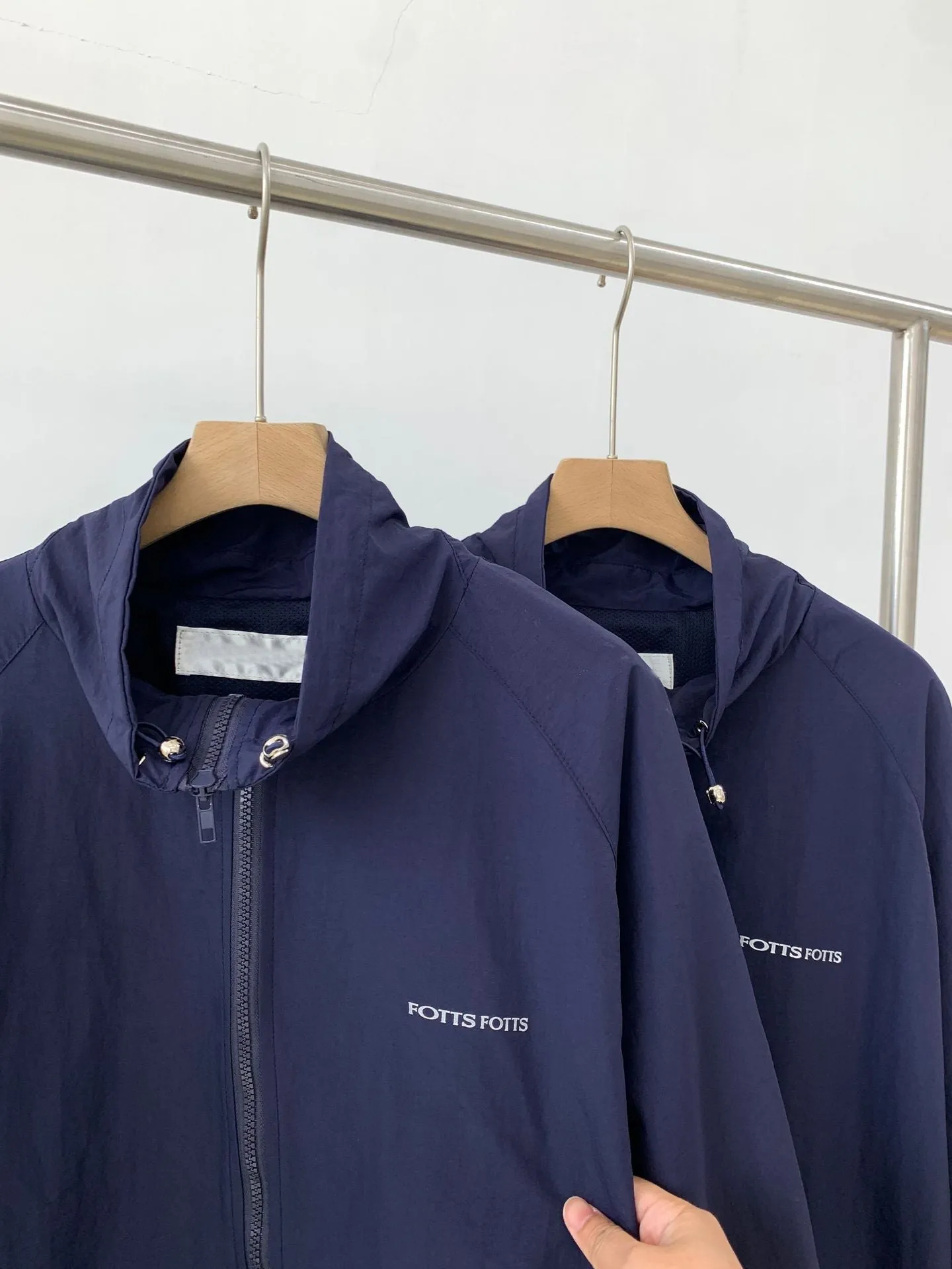 Lightweight jacket
