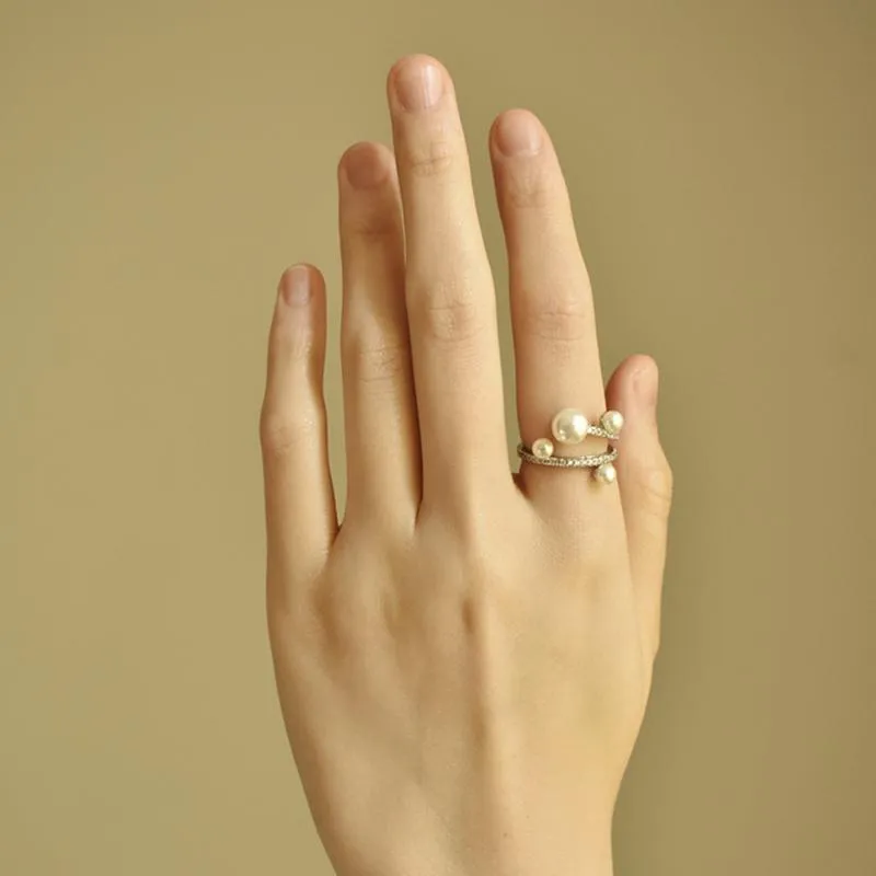 Lightweight Luxury Rhinestone Pearl Ring
