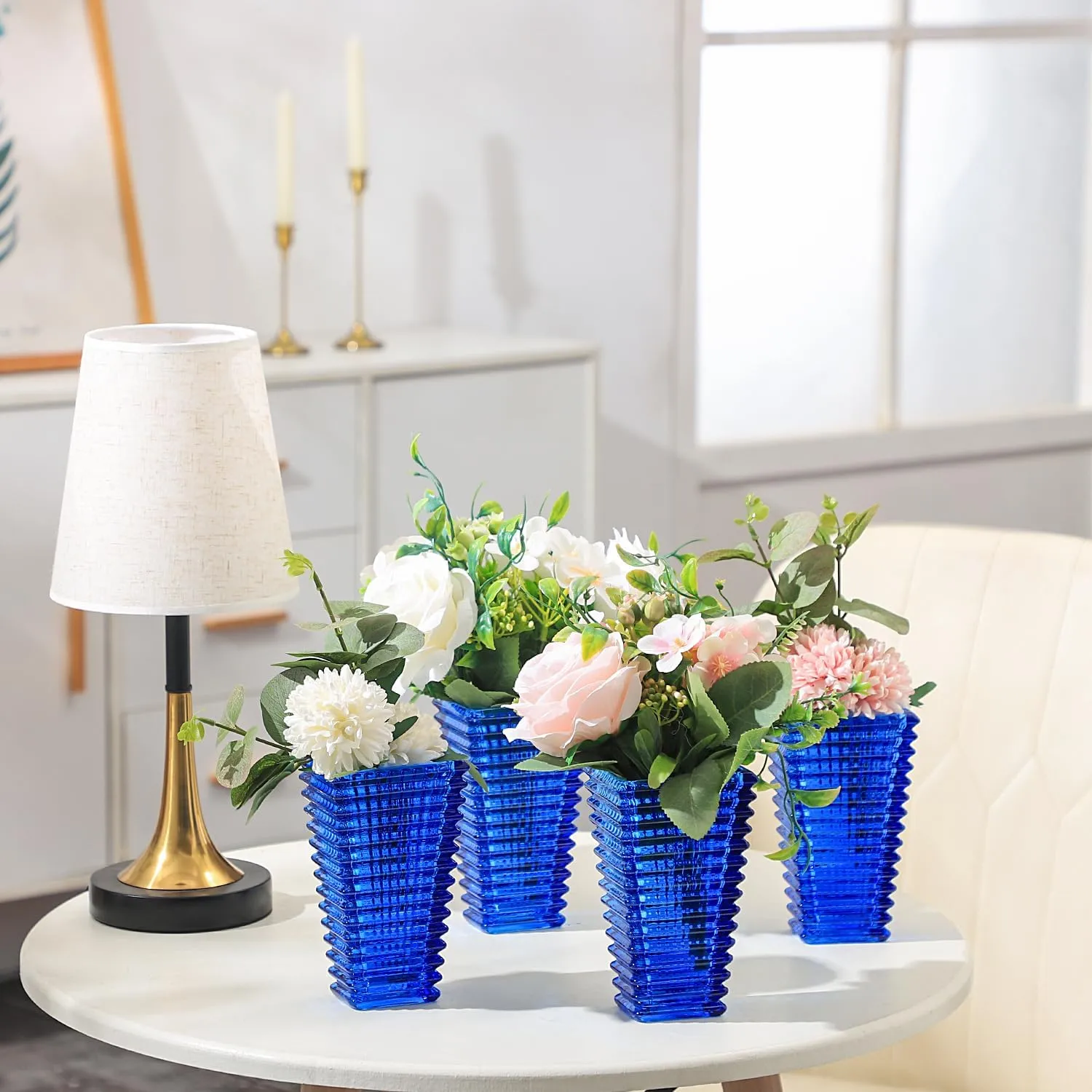 MCMCNCUIU Crystal Vases, Small Vases, Set of 4 Blue Glass Vases, Flower Vases for Centerpieces, Modern Vases, Vintage Vases for Living Room, Bedroom, Kitchen, Dining Table, Shelf, Wedding, 6 Inches