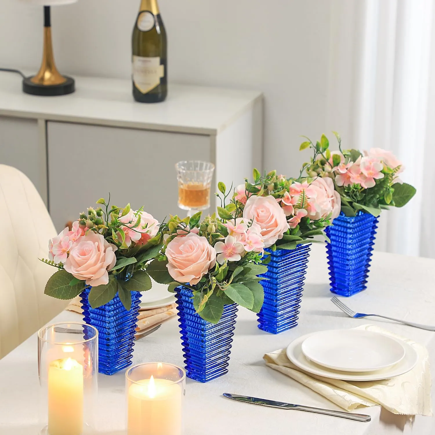 MCMCNCUIU Crystal Vases, Small Vases, Set of 4 Blue Glass Vases, Flower Vases for Centerpieces, Modern Vases, Vintage Vases for Living Room, Bedroom, Kitchen, Dining Table, Shelf, Wedding, 6 Inches