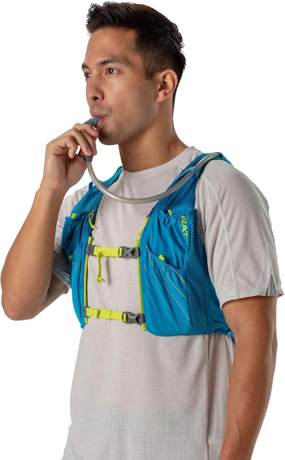 Nathan Pinnacle Race Vest 12L Hydration Pack, 1.6L Water Bladder, Running Vest, Water-Resistant Pockets, Lightweight & Moisture Wicking