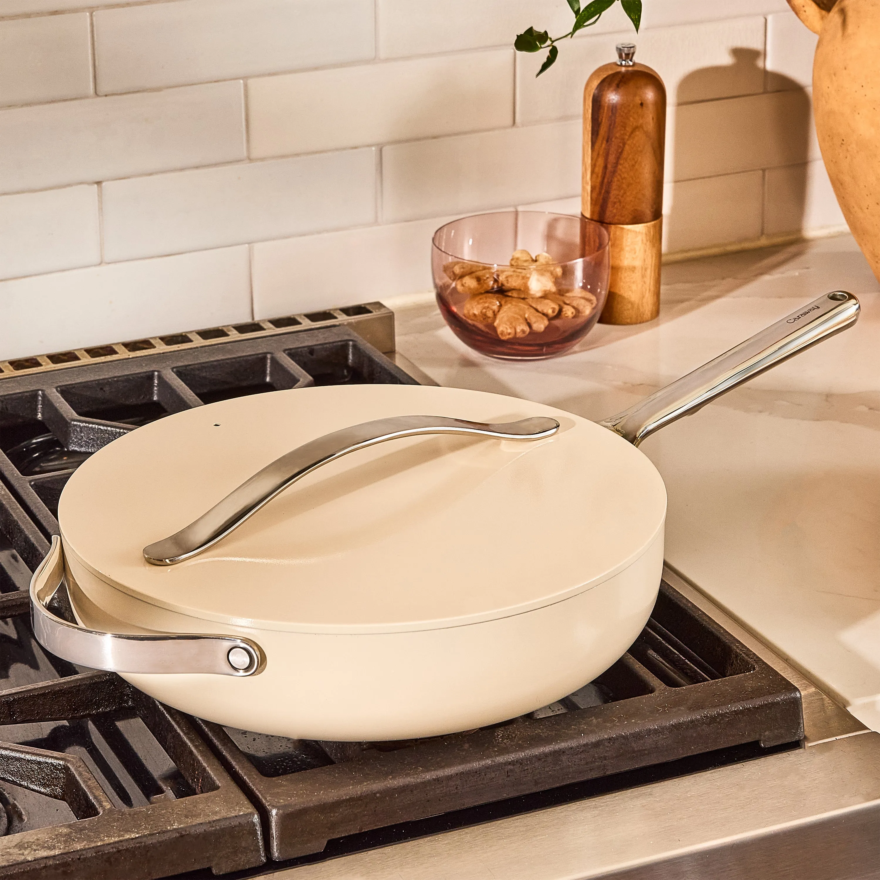 Nonstick Ceramic Sauté Pan with Lid, 4.5 qt