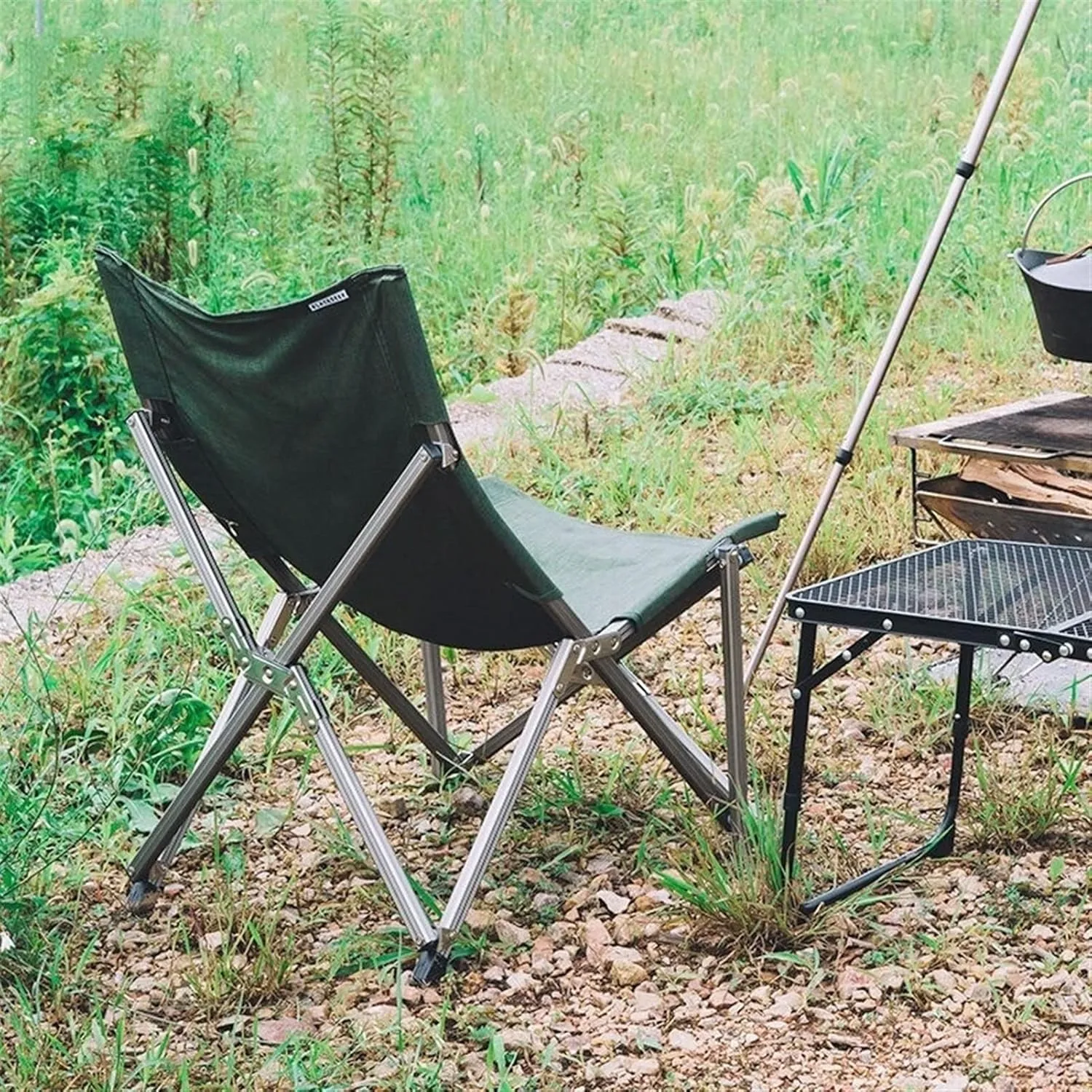 Outdoor Folding Portable Table, Camping Egg Roll Table, Household Aluminum Alloy Barbecue Picnic Telescopic Table 颜色 : Small Table 2house Chair  4 House Chair