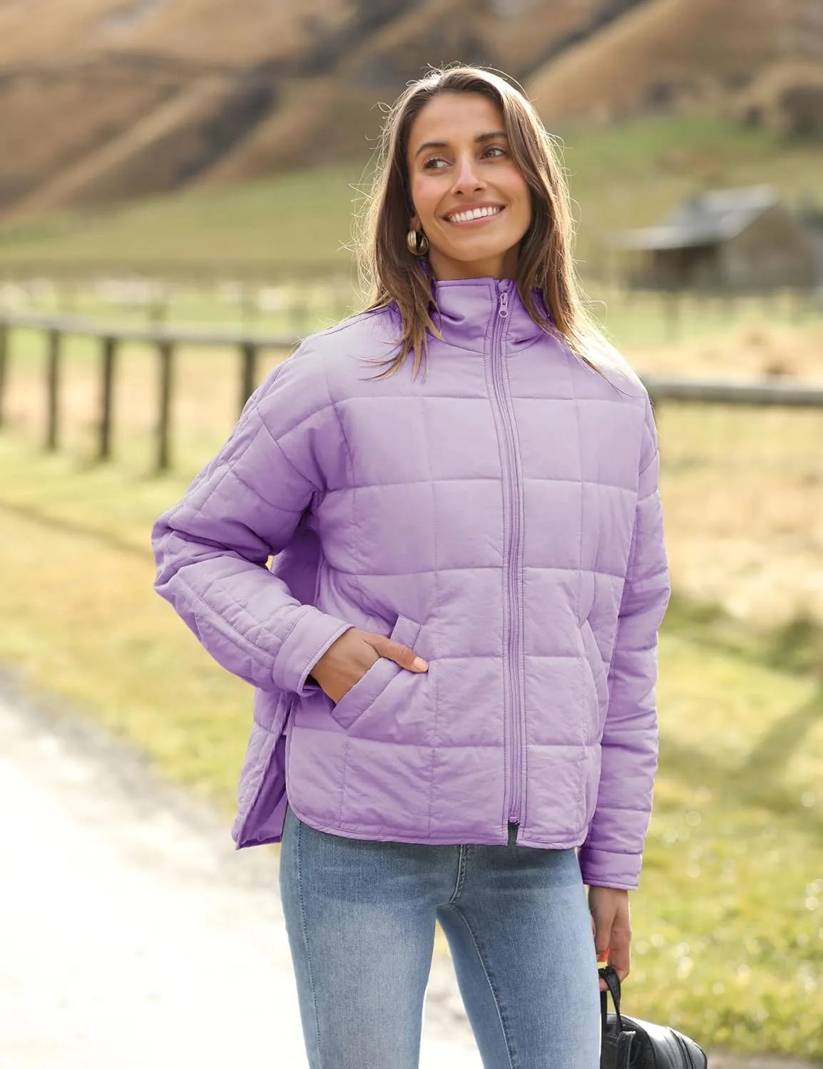 Quilted Puffer Jacket Women Lightweight Short Zip Up Padded Coat with Pockets