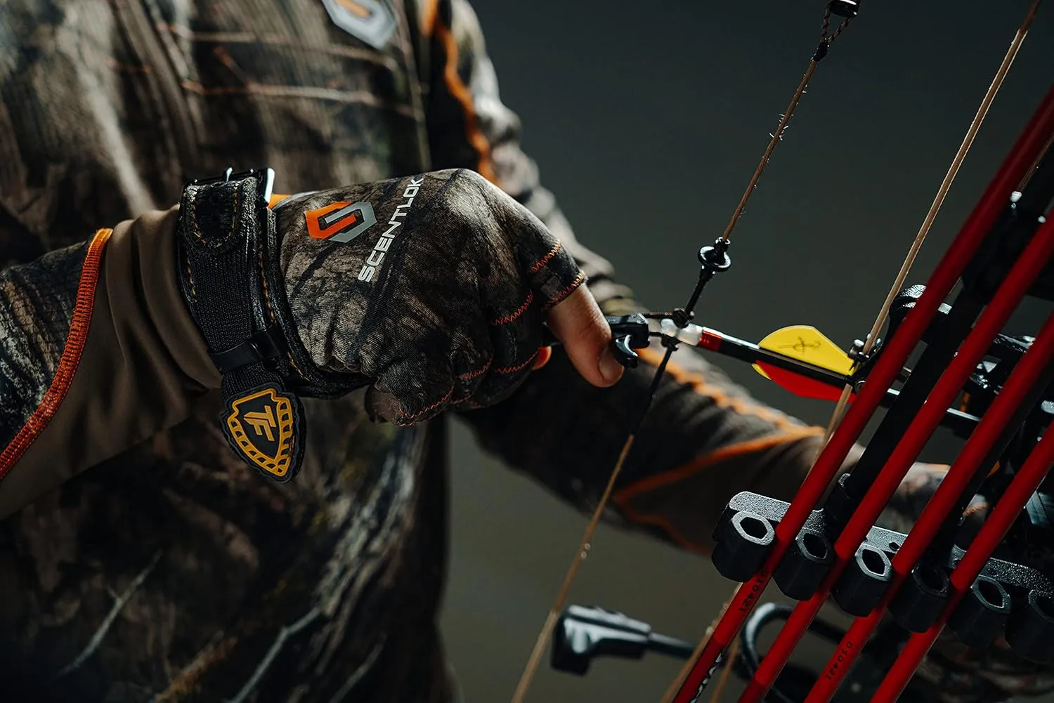 ScentLok Lightweight Camo Customizable Gloves for Hunting
