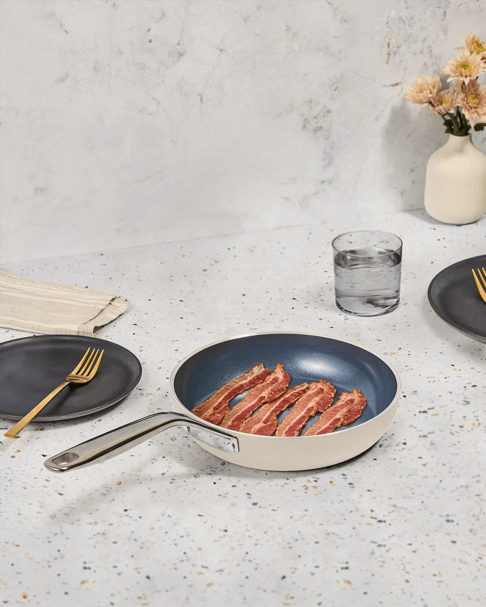 The 9.5" Ceramic Pan (No Lid)