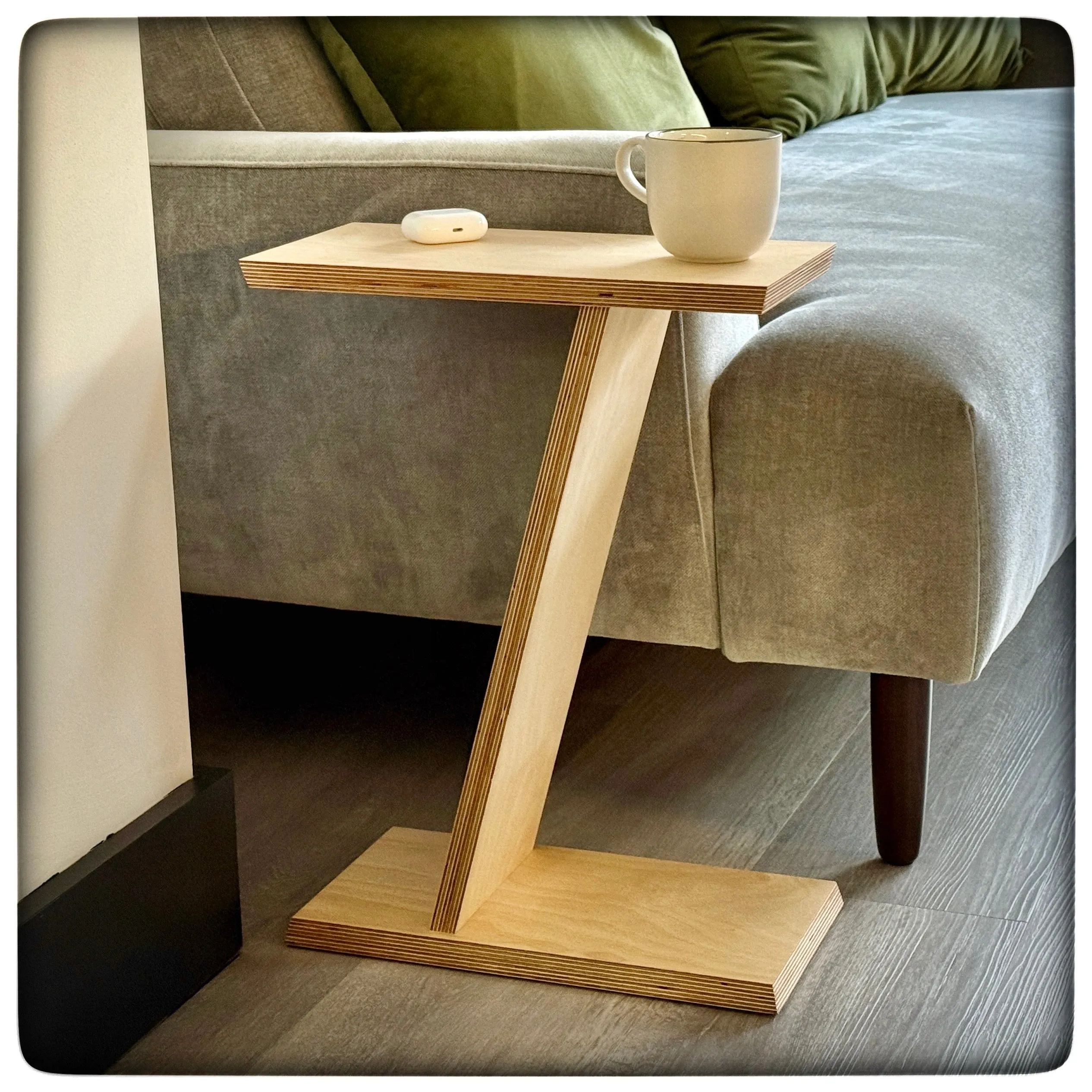 The "Italic" side-table project 'plans plus' (includes step-by-step video)