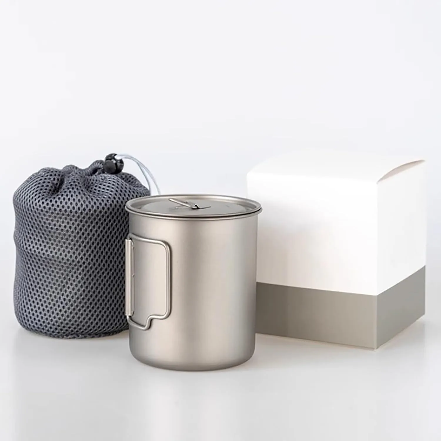 Titanium Pot, Camping Coffee Mugs, Camping Cookware, with Lid and Foldable Handle, Backpacking Cup for Outdoor Hiking Cooking(650ML)