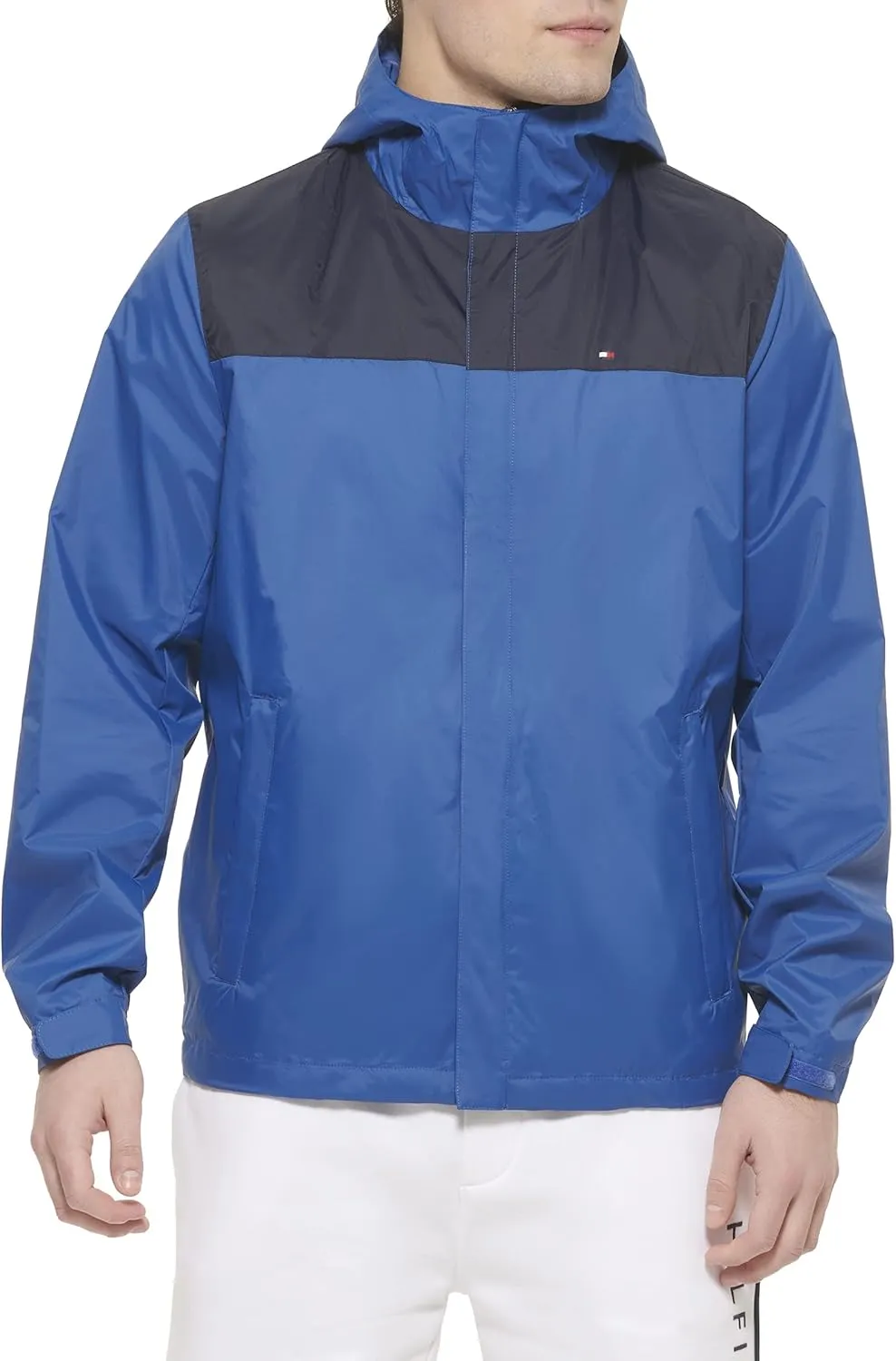 Tommy Hilfiger Men's Lightweight Breathable Waterproof Hooded Rain Jacket