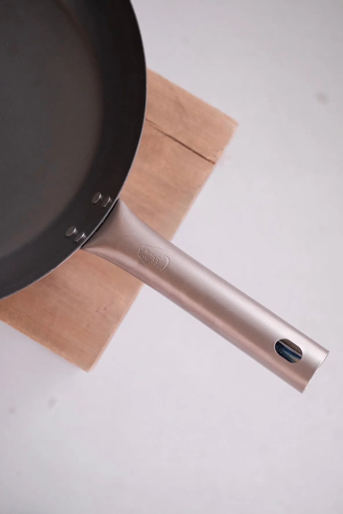 Yamada Kogyosho 山田工業所 HANAKO a Frying Pan with Titanium Handle (28cm)